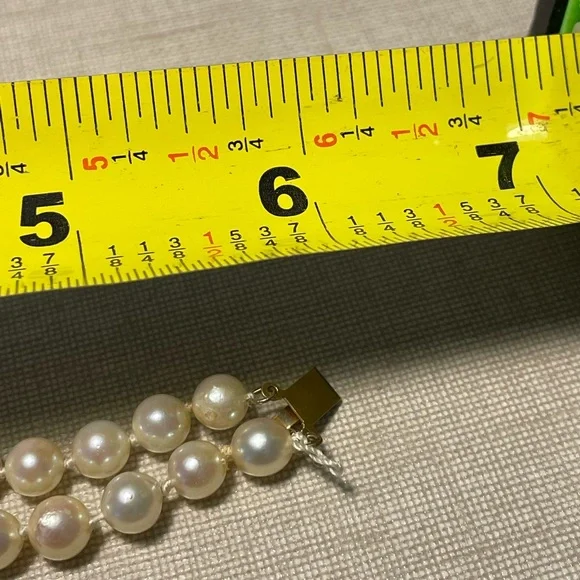 Beautiful small wristpearl bracelet with gold filled clasp - Picture 4 of 4